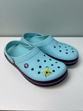 CROCS Crocband Clogs All Terrain Shoes Size M10 W12 Light Blue Baseball Charm